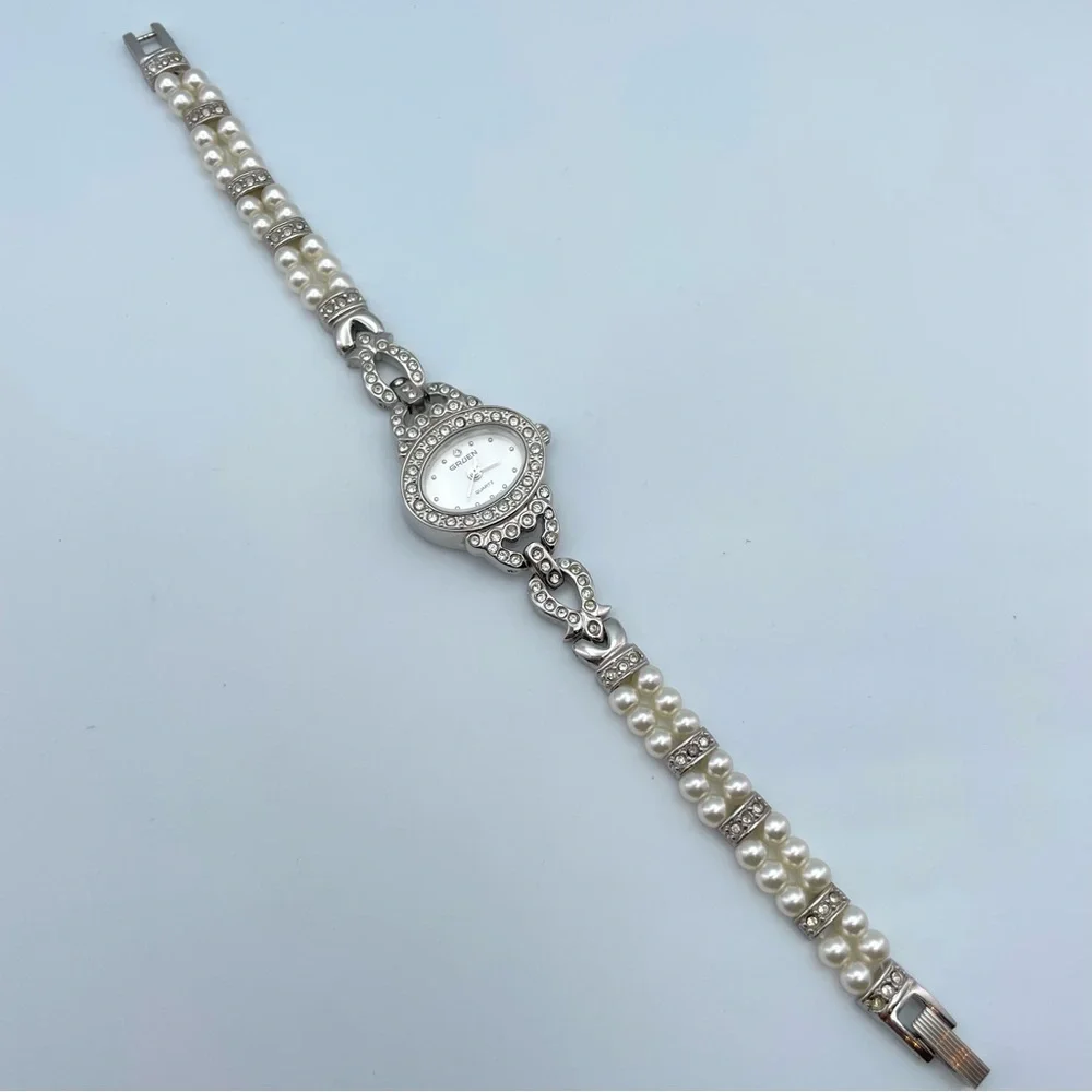 Gruen Pearl & Crystal Bracelet Watch Silver Tone Japan Quartz New Battery